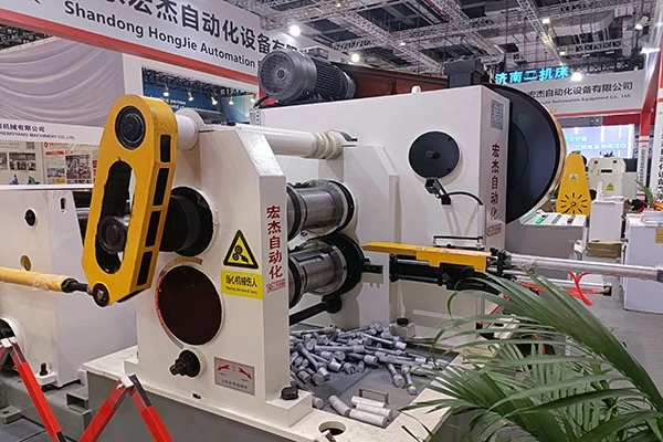 3 3