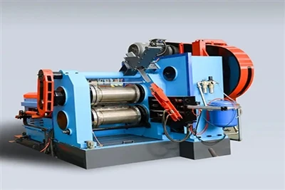 What's the different between roll forging machine and pneumatic forging hammer?